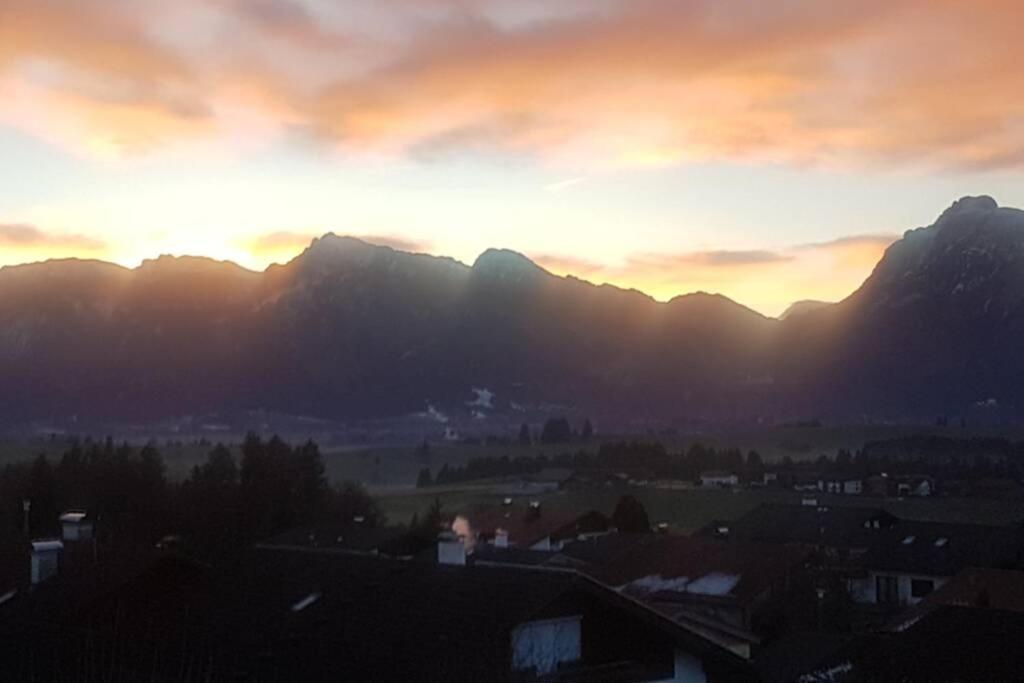 Neuschwanstein-Blick Apartment Füssen Екстериор снимка