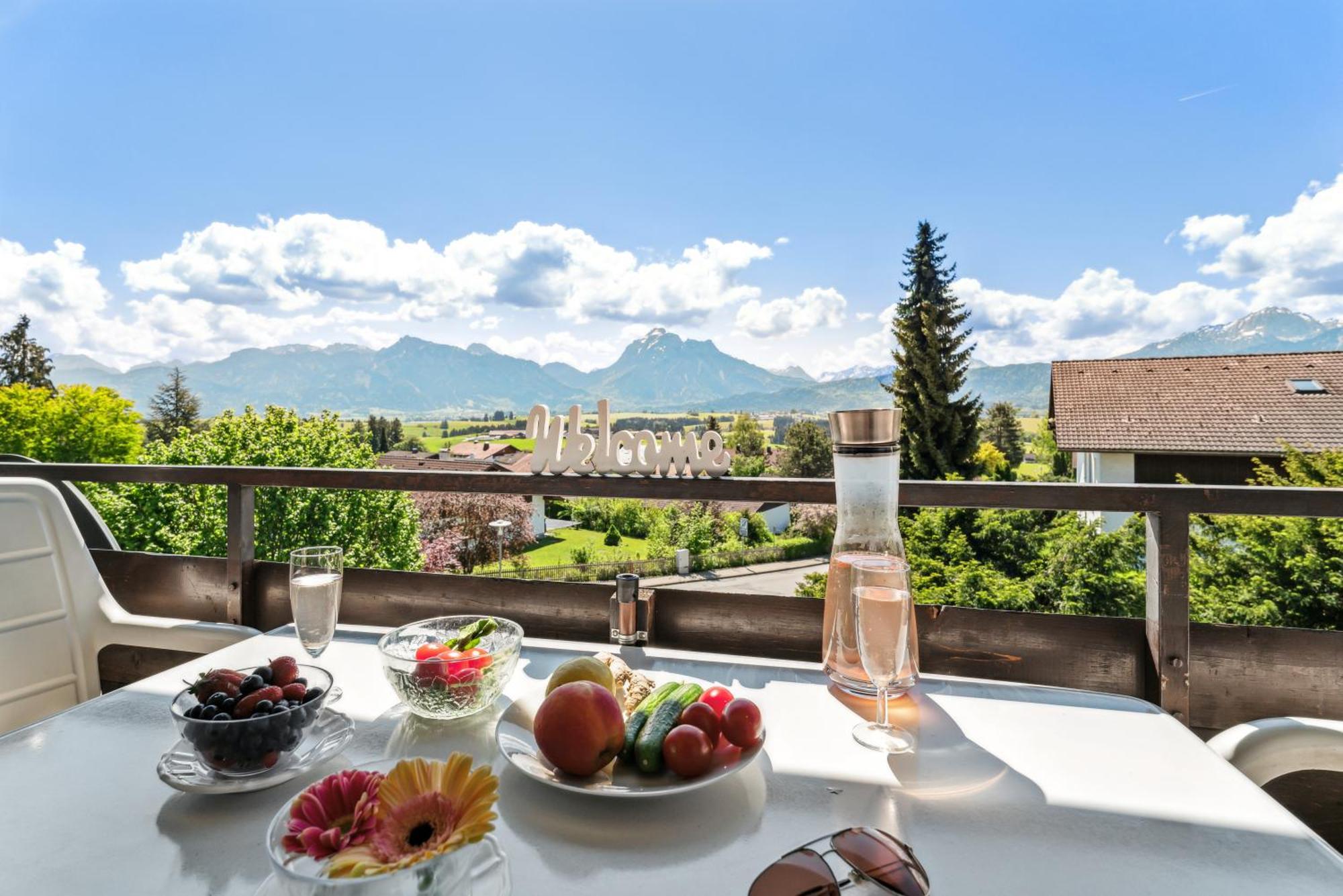 Neuschwanstein-Blick Apartment Füssen Екстериор снимка