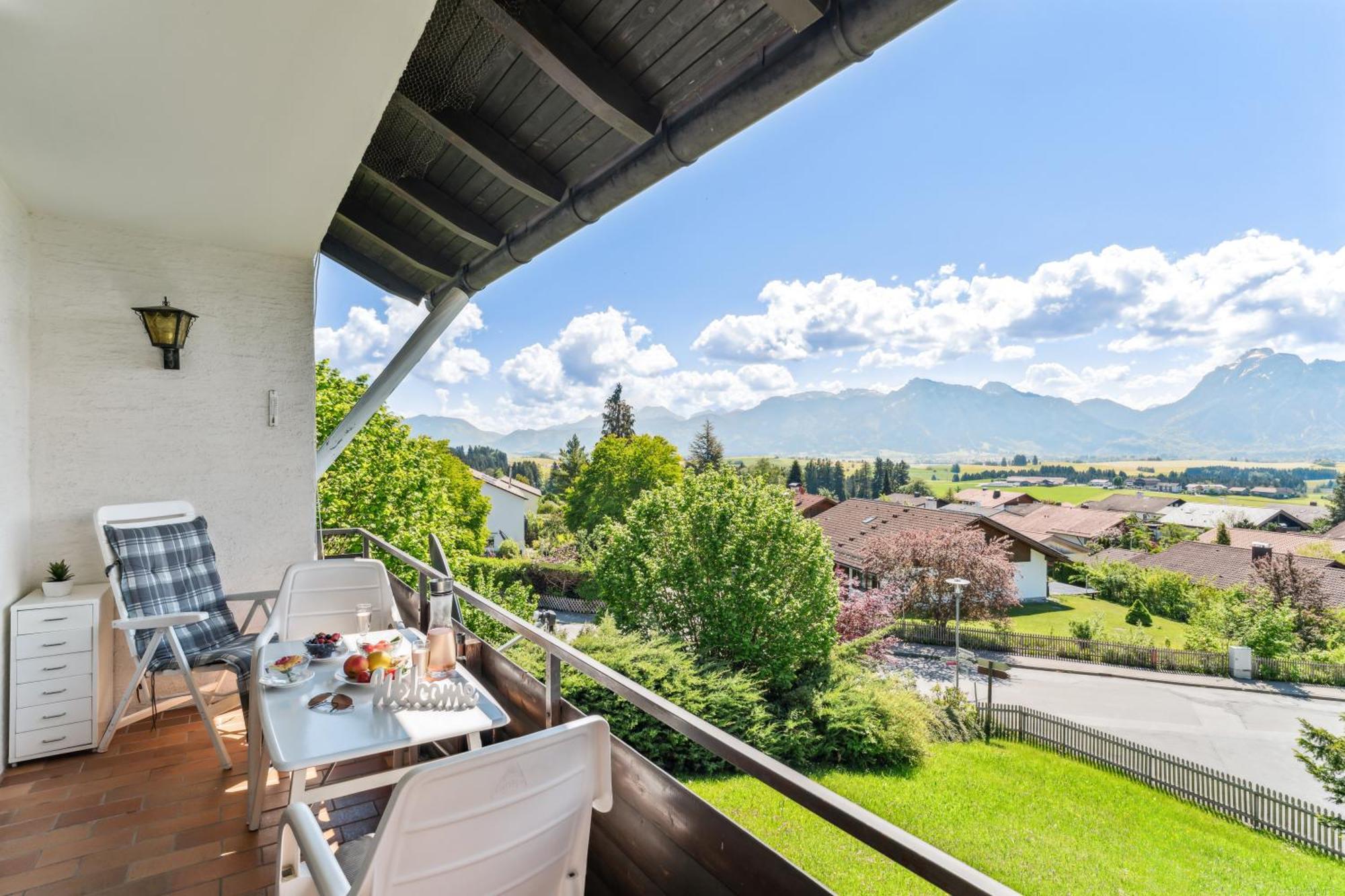 Neuschwanstein-Blick Apartment Füssen Екстериор снимка