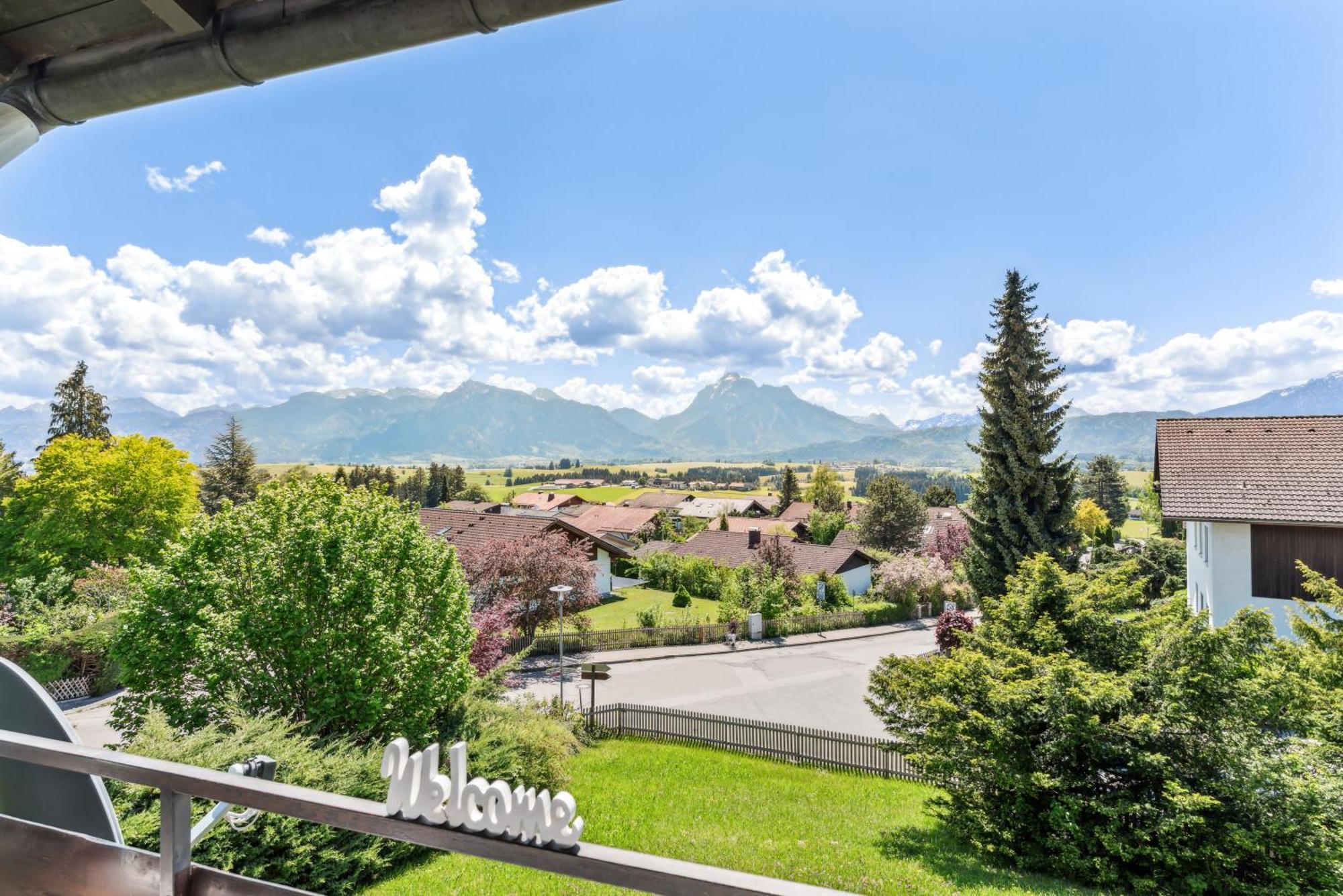 Neuschwanstein-Blick Apartment Füssen Екстериор снимка