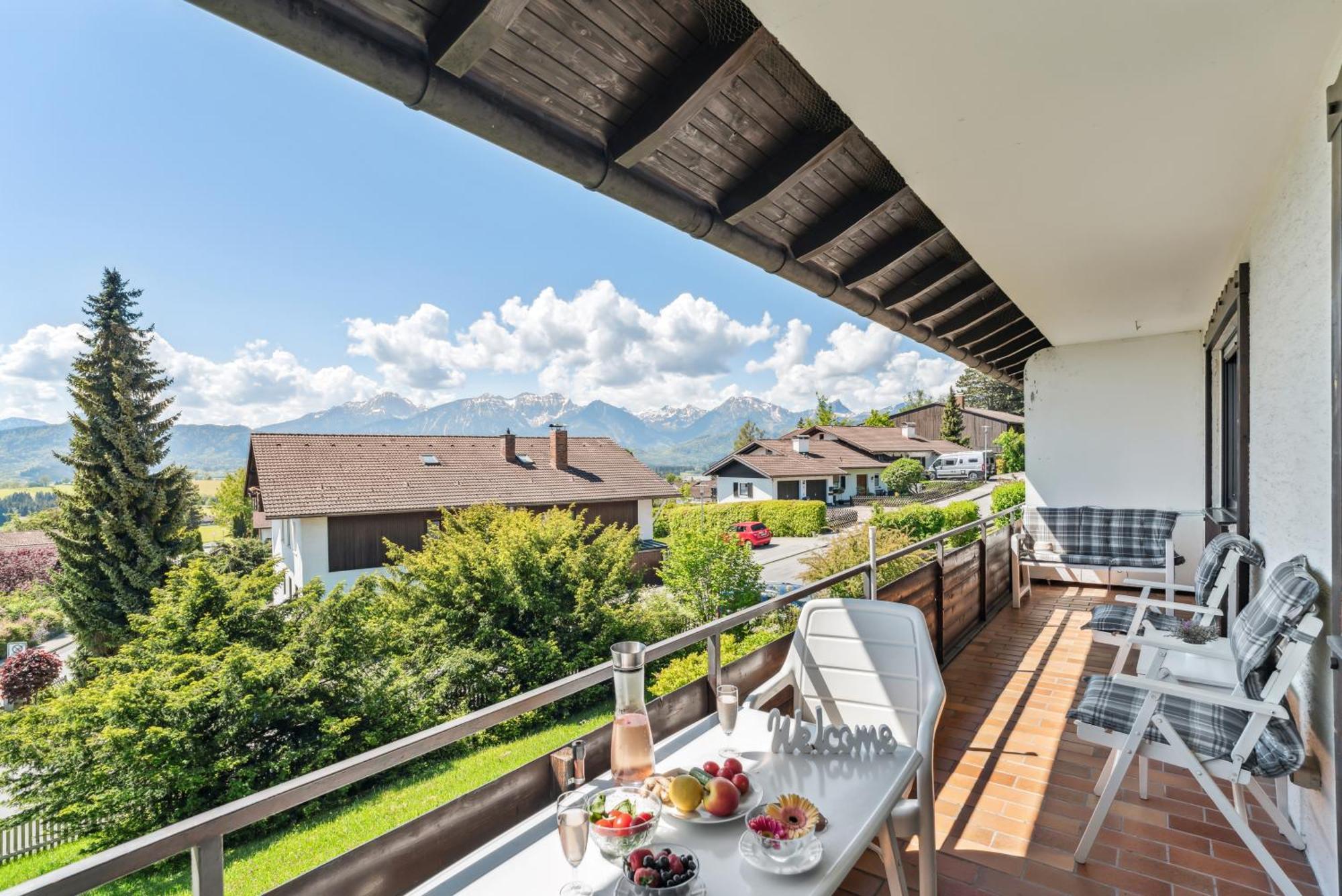 Neuschwanstein-Blick Apartment Füssen Екстериор снимка